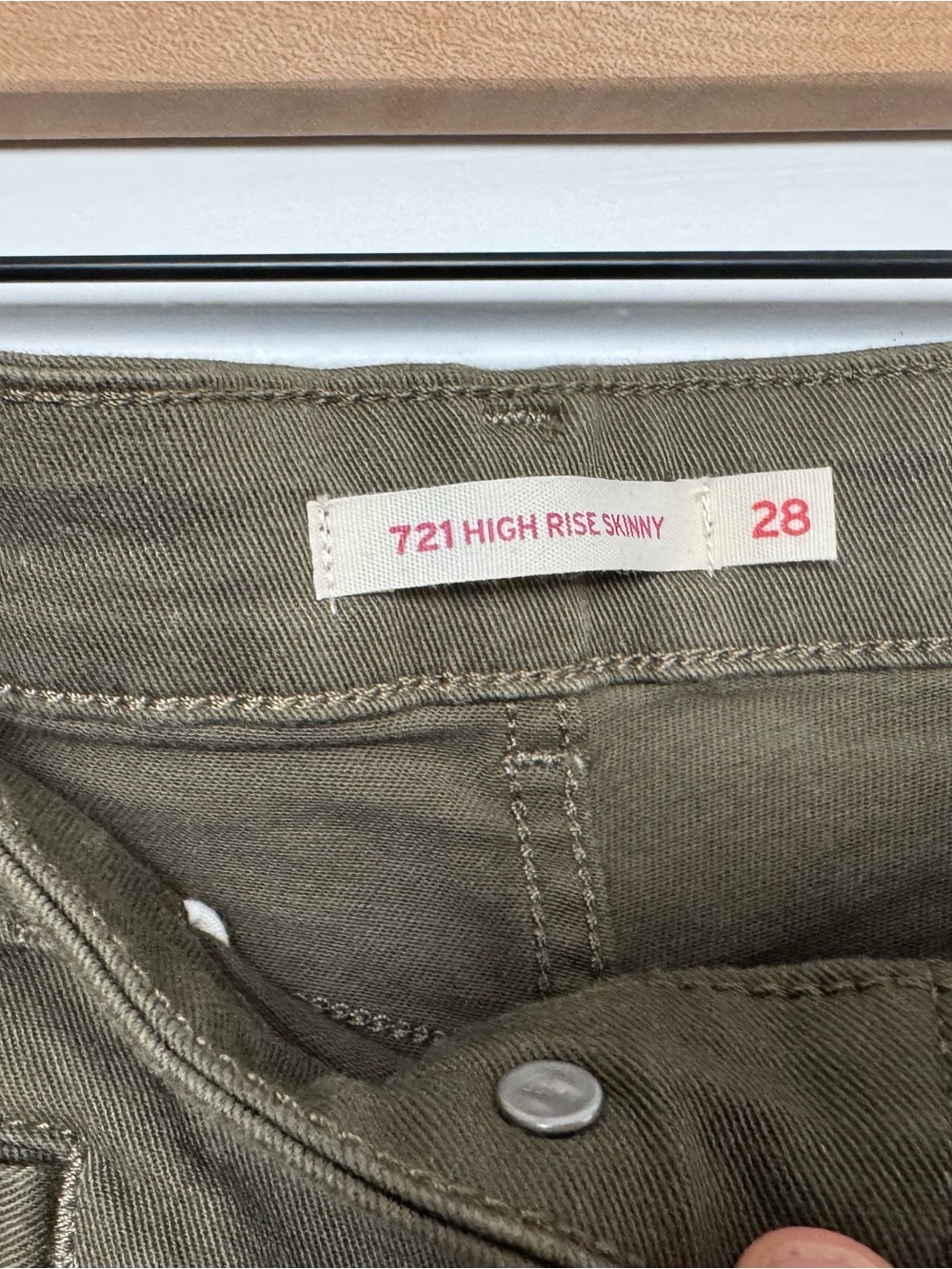 Levi's 721 High Rise Skinny Jeans - Olive